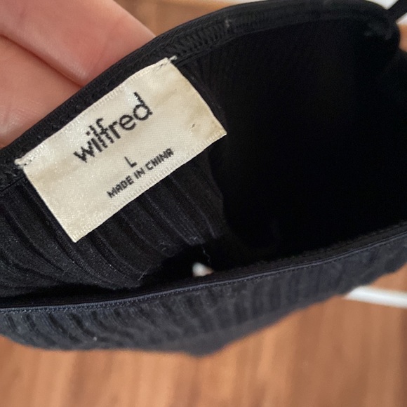 Aritzia Tank Top - Picture 2 of 3